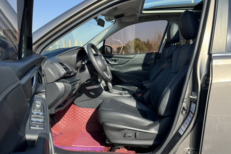 Used Subaru Forester 2019 2.0i Luxury Edition EyeSight Left Front Seat