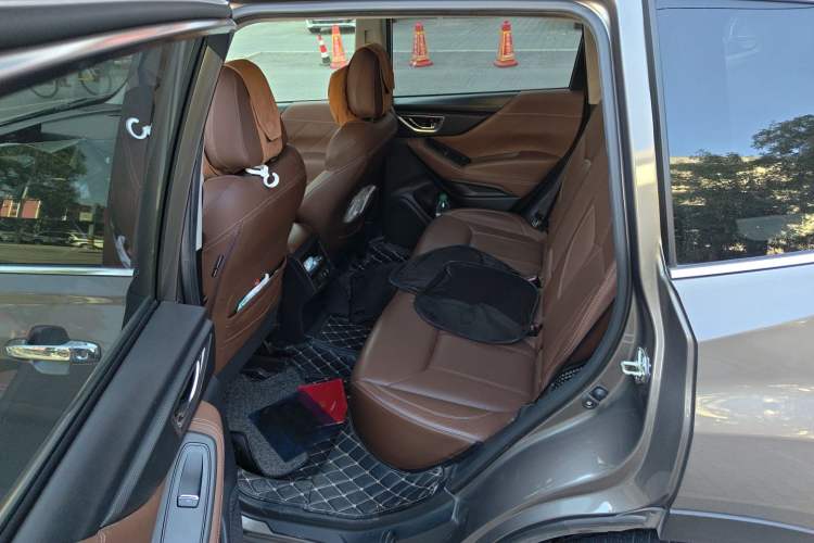 Used Subaru Forester 2019 2.0i e-Boxer Sport Edition EyeSight Left Rear Seat