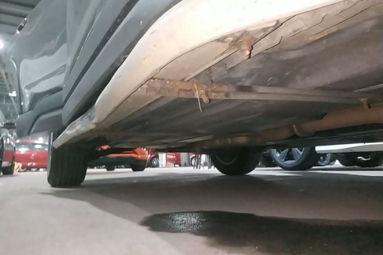 Used Subaru Forester 2019 2.0i Luxury Edition EyeSight Right Side Sill