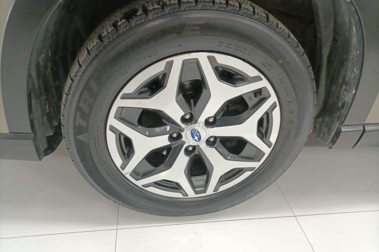 Used Subaru Forester 2019 2.0i Luxury Edition EyeSight Exterior 7