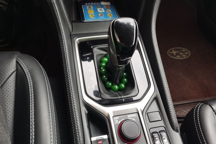 Used Subaru Forester 2019 2.0i Luxury Edition EyeSight Gear Lever