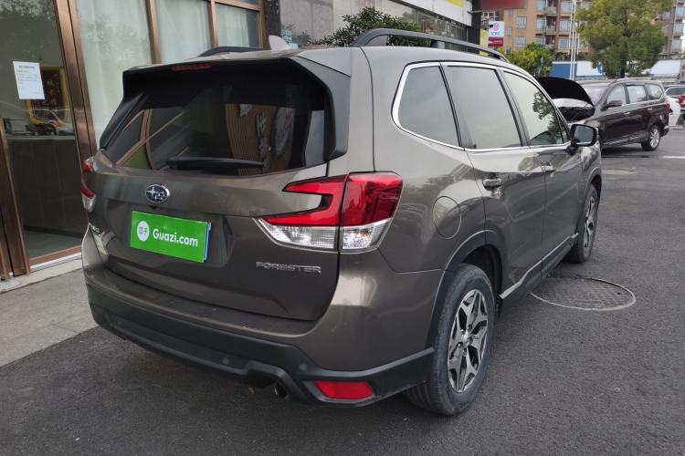 Used Subaru Forester 2019 2.0i Luxury Edition EyeSight Rear Right 45 Deg