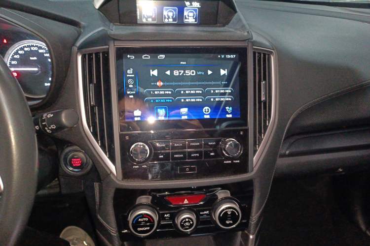 Used Subaru Forester 2019 2.0i Luxury Edition EyeSight Audio And AC Panel
