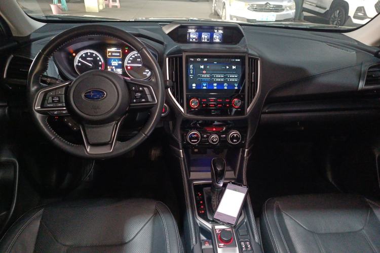 Used Subaru Forester 2019 2.0i Luxury Edition EyeSight Center Console