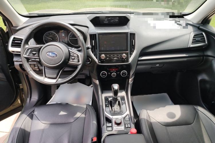 Used Subaru Forester 2019 2.0i Luxury Edition EyeSight Center Console