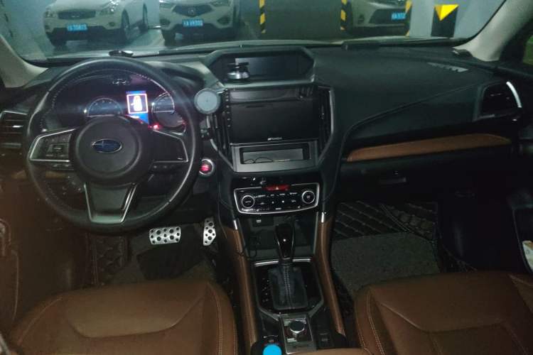 Used Subaru Forester 2019 2.0i Smart Engine Sport Edition Center Console