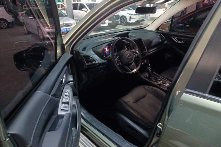 Used Subaru Forester 2019 2.0i Luxury Edition EyeSight Driver Seat