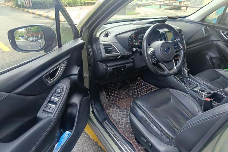 Used Subaru Forester 2019 2.0i Luxury Edition EyeSight Driver Seat