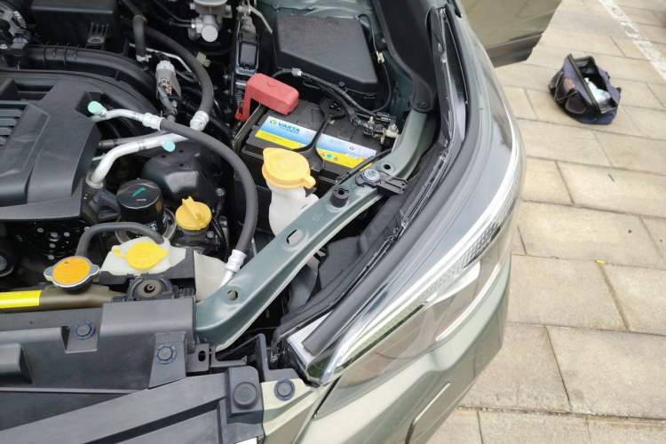 Used Subaru Forester 2019 2.0i Luxury Edition EyeSight Engine Bay Left