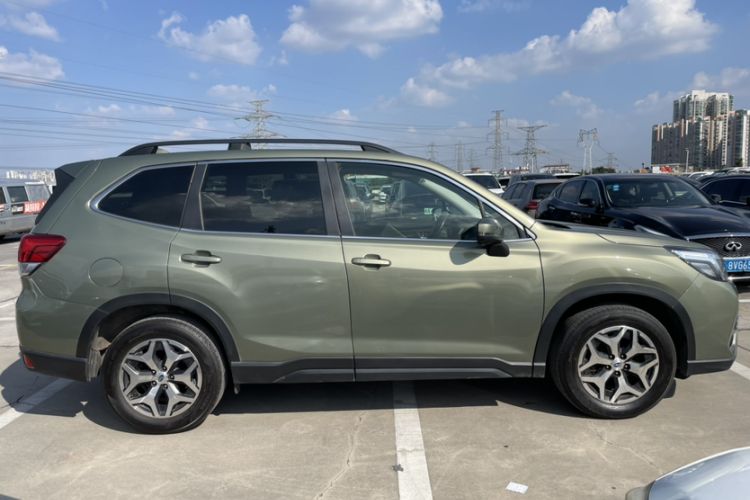 Used Subaru Forester 2019 2.0i Luxury Edition EyeSight Exterior 4