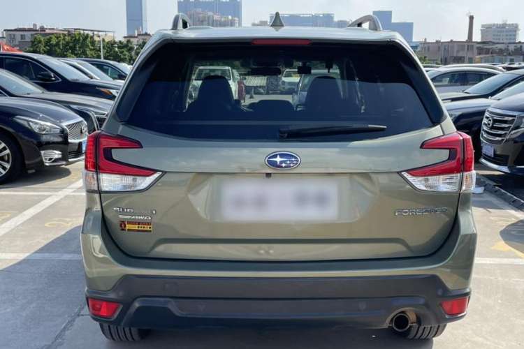 Used Subaru Forester 2019 2.0i Luxury Edition EyeSight Exterior 5