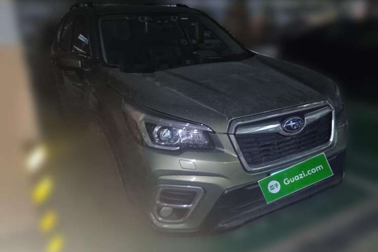 Used Subaru Forester 2019 2.0i Luxury Edition EyeSight Front Right 45 Deg