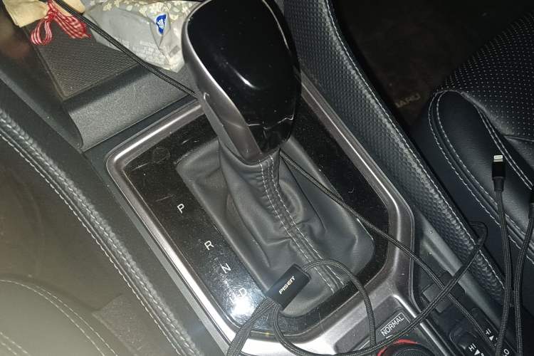 Used Subaru Forester 2019 2.0i Luxury Edition EyeSight Gear Lever