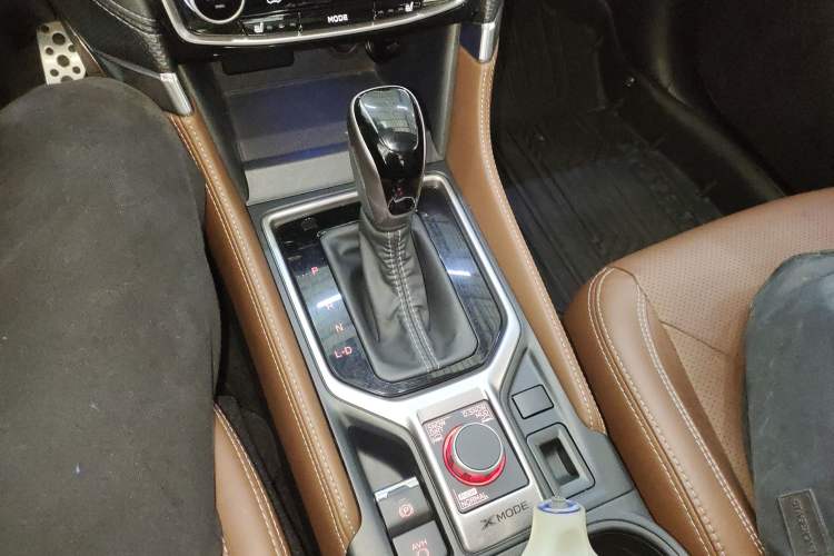 Used Subaru Forester 2019 2.0i e-Boxer Sport Edition EyeSight Gear Lever