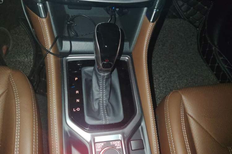 Used Subaru Forester 2019 2.0i Smart Engine Sport Edition Gear Lever