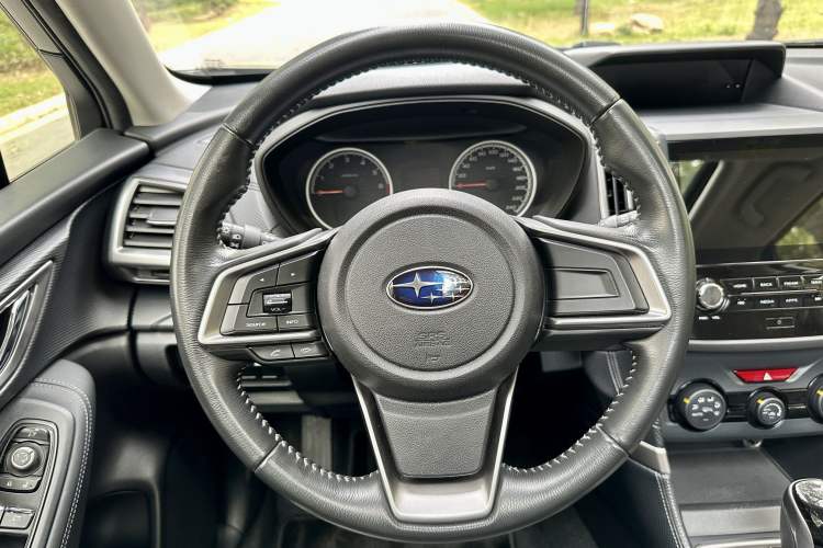 Used Subaru Forester 2019 2.0i Luxury Edition Interior 4