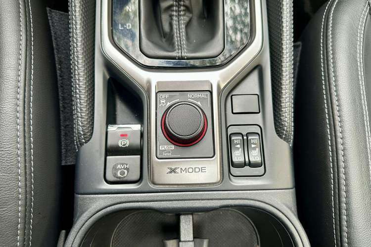Used Subaru Forester 2019 2.0i Luxury Edition Interior 5