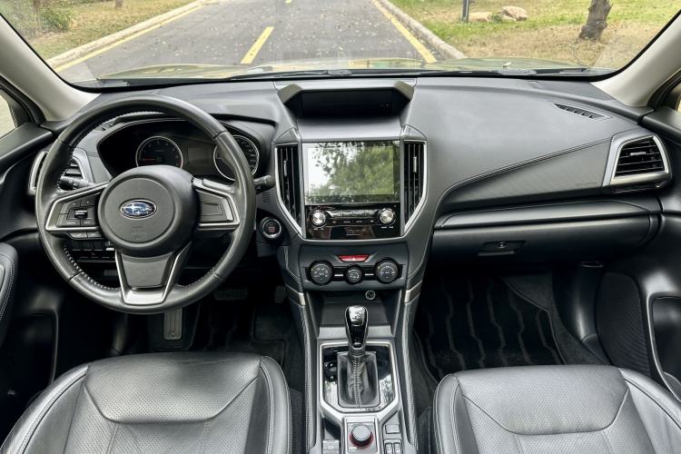 Used Subaru Forester 2019 2.0i Luxury Edition Interior 8