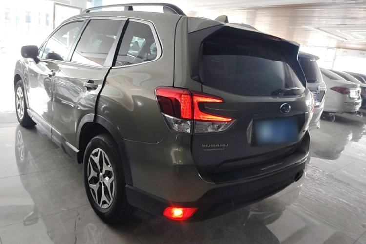 Used Subaru Forester 2019 2.0i Luxury Edition EyeSight Rear Left 45 Deg