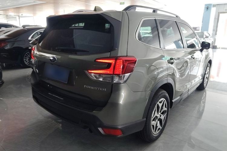 Used Subaru Forester 2019 2.0i Luxury Edition EyeSight Rear Right 45 Deg