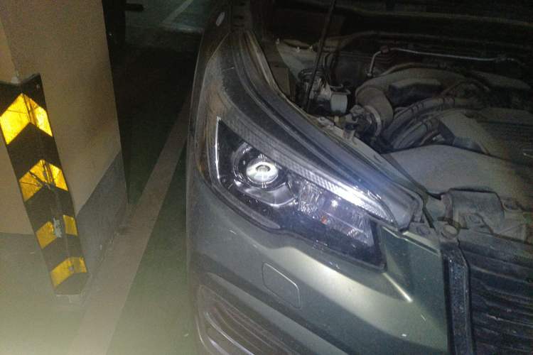 Used Subaru Forester 2019 2.0i Luxury Edition EyeSight Right Front Headlight