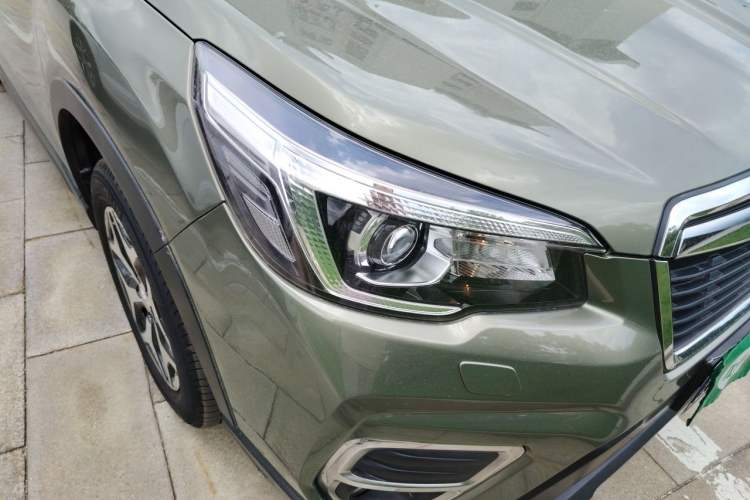 Used Subaru Forester 2019 2.0i Luxury Edition EyeSight Right Front Headlight