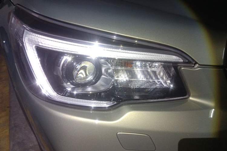 Used Subaru Forester 2019 2.0i Smart Engine Flagship Edition EyeSight Right Front Headlight