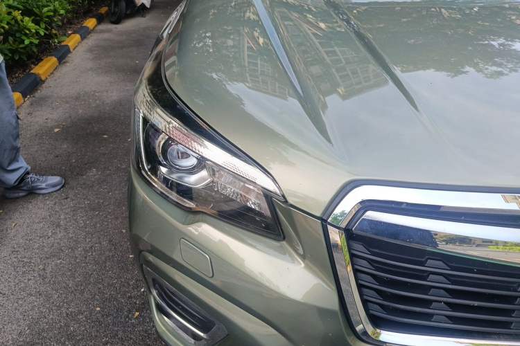 Used Subaru Forester 2019 2.0i Luxury Edition EyeSight Right Front Headlight