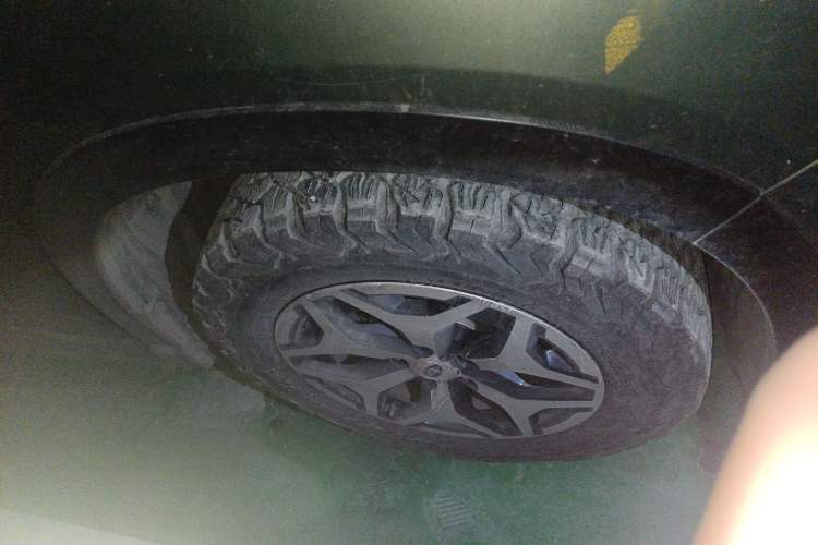 Used Subaru Forester 2019 2.0i Luxury Edition EyeSight Right Front Wheel Hub