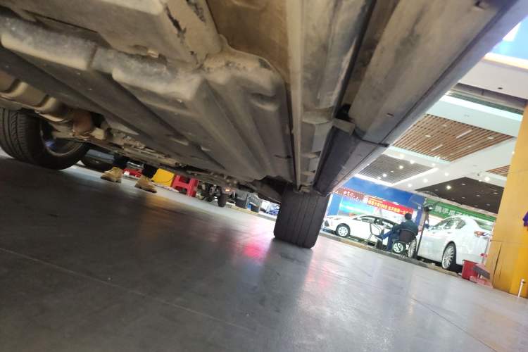 Used Subaru Forester 2019 2.0i e-Boxer Sport Edition EyeSight Right Side Sill