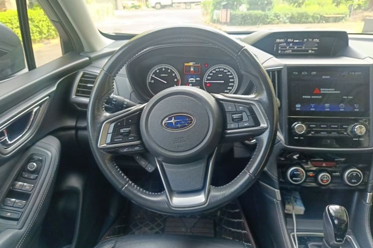 Used Subaru Forester 2019 2.0i Luxury Edition EyeSight Steering Wheel