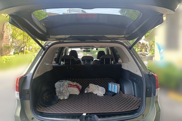 Used Subaru Forester 2019 2.0i Luxury Edition EyeSight Trunk