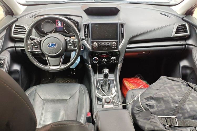 Used Subaru Forester 2019 2.0i Luxury Edition EyeSight Center Console