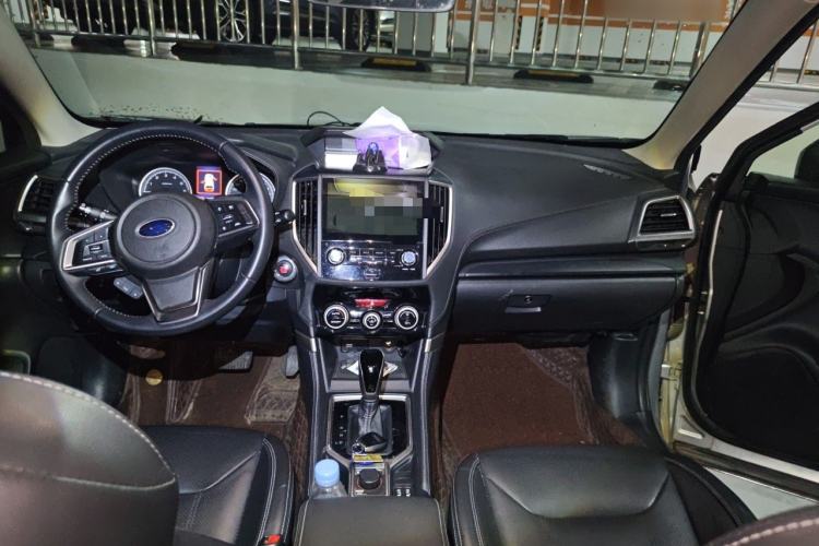 Used Subaru Forester 2019 2.0i Luxury Edition EyeSight Center Console