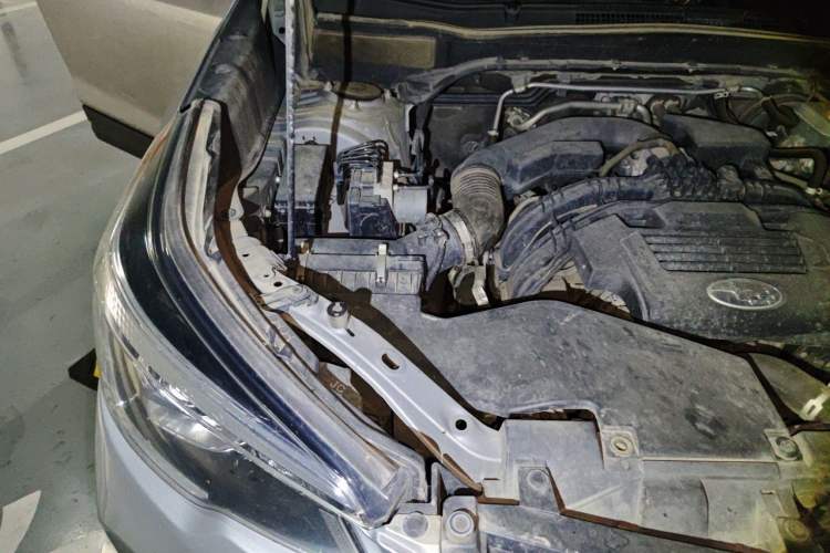 Used Subaru Forester 2019 2.0i Luxury Edition EyeSight Engine Bay Right