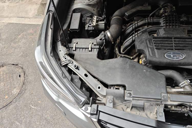 Used Subaru Forester 2019 2.0i Luxury Edition Engine Bay Right