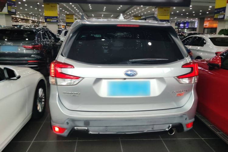 Used Subaru Forester 2019 2.0i Luxury Edition EyeSight Exterior 4