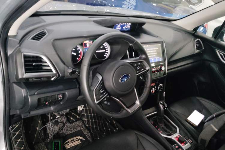Used Subaru Forester 2019 2.0i Luxury Edition EyeSight Interior 2
