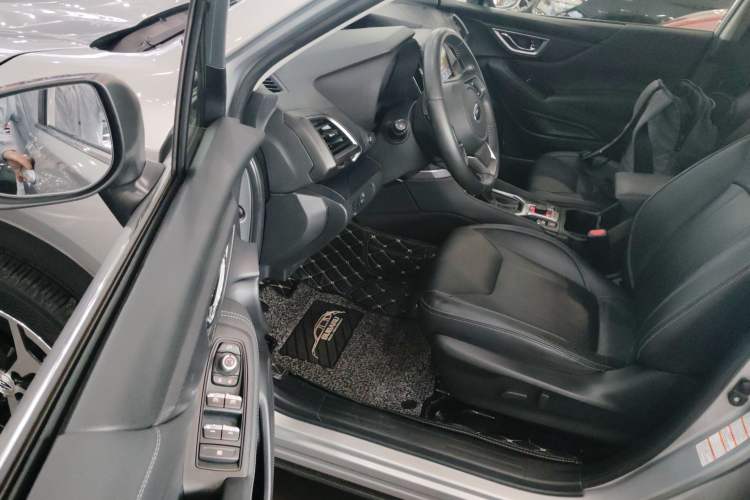 Used Subaru Forester 2019 2.0i Luxury Edition EyeSight Interior 3
