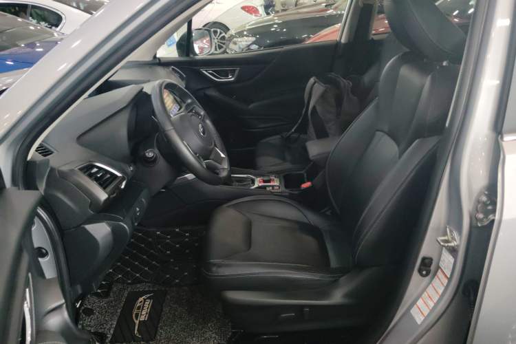 Used Subaru Forester 2019 2.0i Luxury Edition EyeSight Left Front Seat