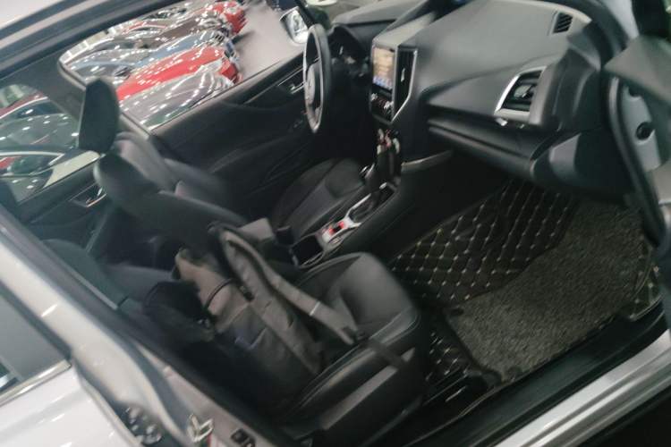 Used Subaru Forester 2019 2.0i Luxury Edition EyeSight Right Front Seat
