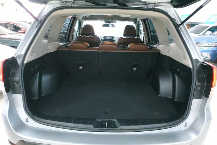 Used Subaru Forester 2019 2.0i Smart Engine Sport Edition Trunk