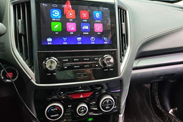 Used Subaru Forester 2019 2.0i Luxury Edition EyeSight Audio And AC Panel