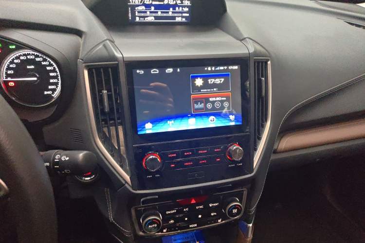 Used Subaru Forester 2019 2.0i e-Boxer Sport Edition EyeSight Audio And AC Panel