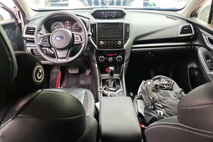 Used Subaru Forester 2019 2.0i Luxury Edition EyeSight Center Console