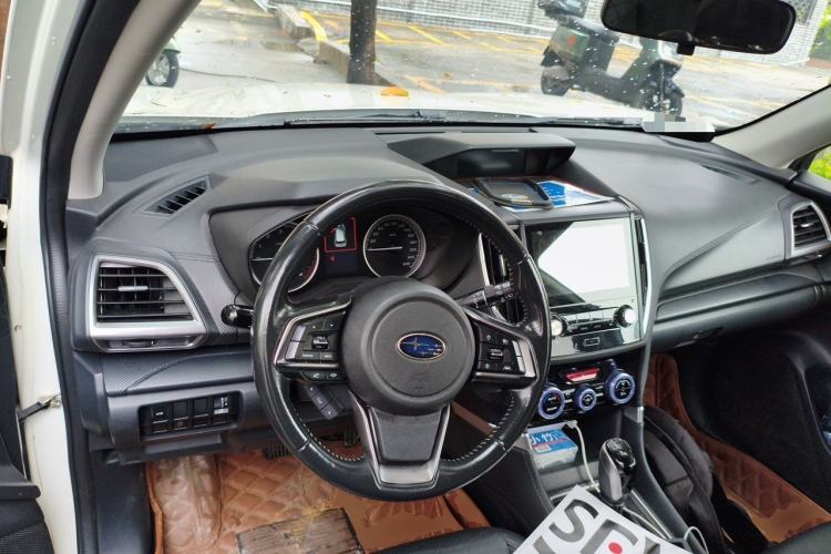 Used Subaru Forester 2019 2.0i Luxury Edition EyeSight Center Console