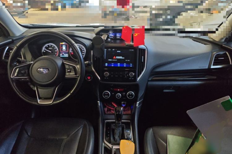 Used Subaru Forester 2019 2.0i Luxury Edition EyeSight Center Console