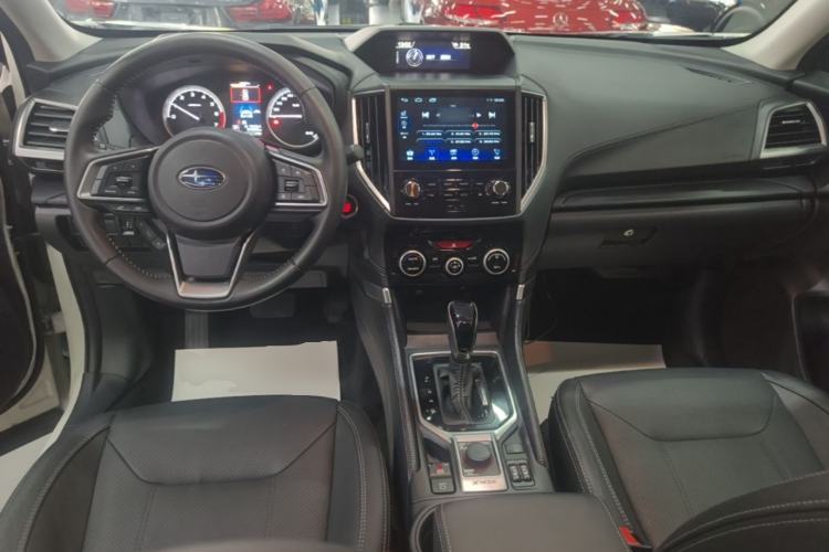 Used Subaru Forester 2019 2.0i Luxury Edition EyeSight Center Console