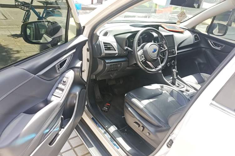 Used Subaru Forester 2019 2.0i Luxury Edition EyeSight Driver Seat
