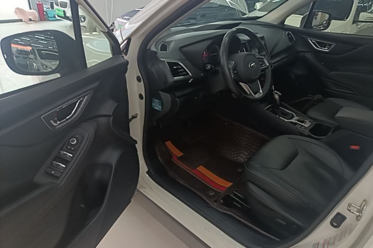 Used Subaru Forester 2019 2.0i Luxury Edition EyeSight Driver Seat